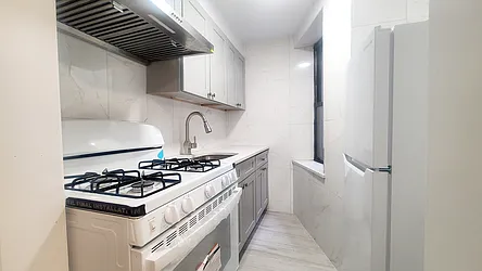 Rented by Matthew Gros-Werter, LREB 