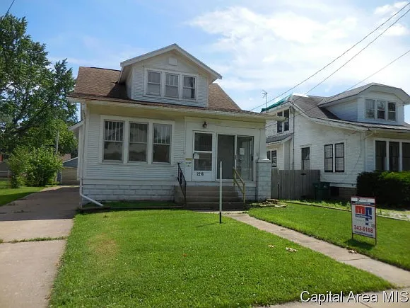 2216 W Laura Ave photo 1