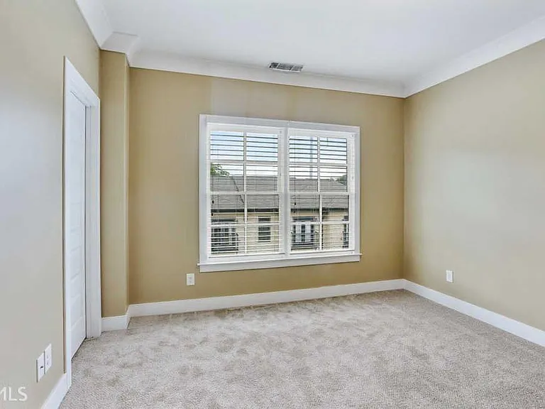 255 Southerland Ter NE #104 — Photo 25