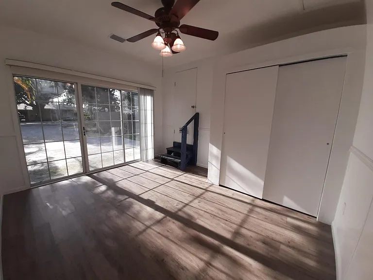4031 Iola Dr — Photo 20