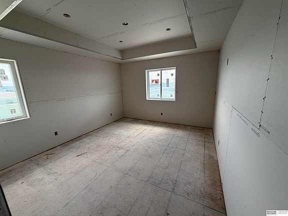 4th image of 2864 Southern Hills Dr