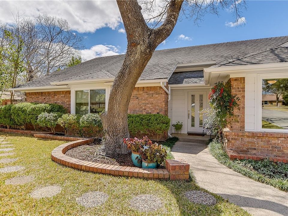 1st image of 2305 Canyon Cliff Dr