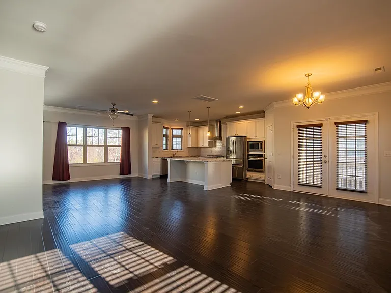 315 View Dr — Photo 6