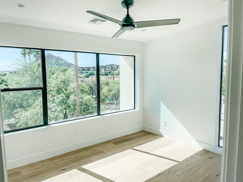 2nd Bedroom with View of Camelback Mountain.