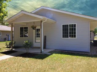 608 Center St, Boscobel, WI 53805