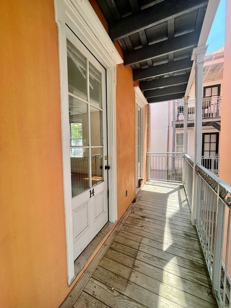 513 University Drive — Photo 3