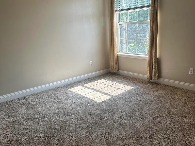 2884 Saint Maarten Ct — Photo 16
