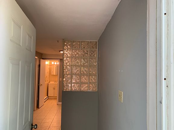 2nd image of 103B Echo Ave #B