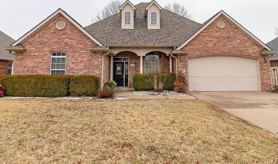 1st image of 4305 W Braymore Dr