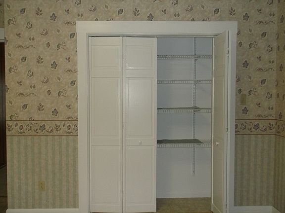 2nd image of 13410 W 450 N