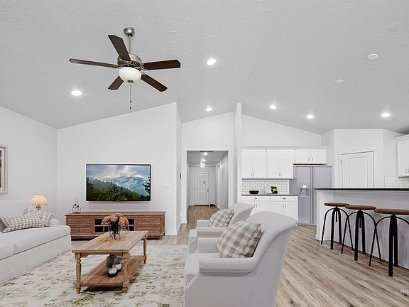 2nd image of 15423 N Shiko Way