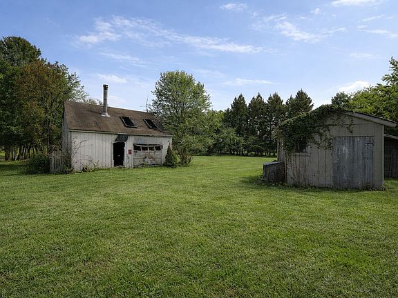 4th image of 81 Hildreth Ln