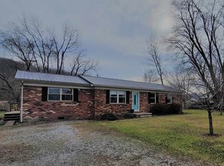 111 Wildcat Dr, Grayson, KY 41143