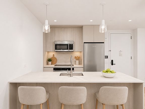 5th image of 130 2nd St #2B