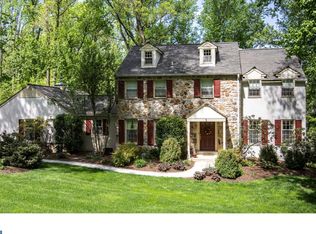 421 Round Hill Rd, Wayne, PA 19087