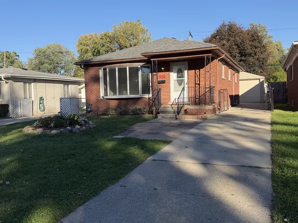 4487 Monroe St, Dearborn Heights, MI 48125