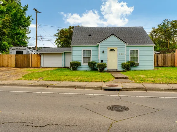 525 21st St, Springfield, OR 97477