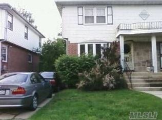 25749 149th Rd, Rosedale, NY 11422