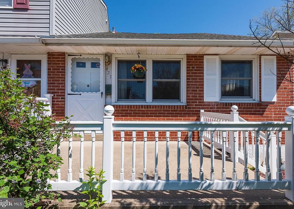 1st image of 427 Garfield Ave