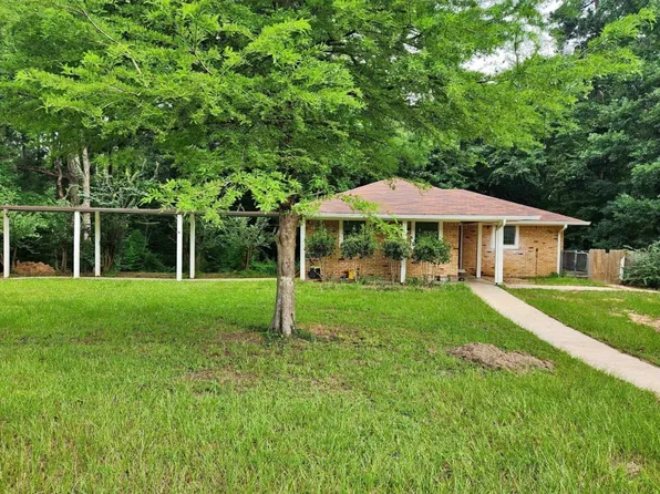 909 Hinton St, Minden, LA 71055