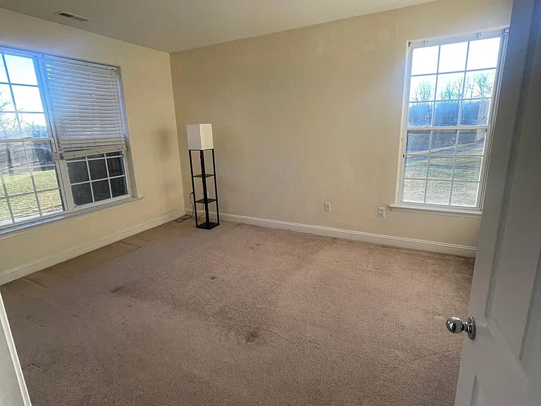 185 Horseshoe Ct — Photo 9