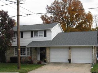 437 Maple St, Manchester, PA 17345