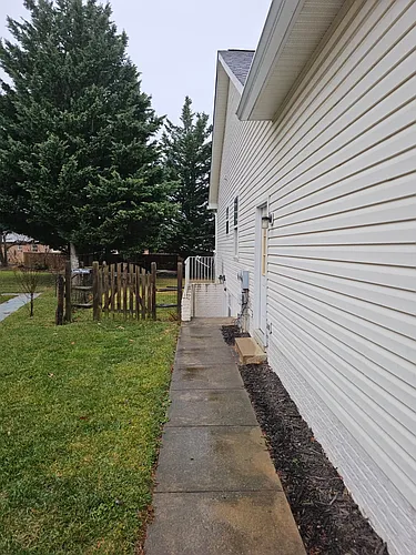 815 Aztec Dr #B Photo 1