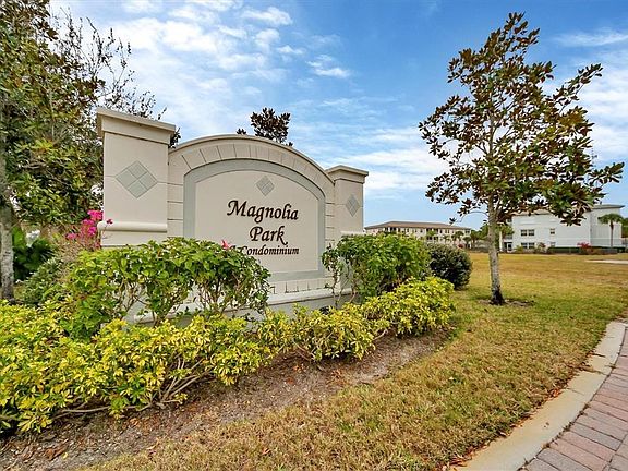 2nd image of 800 Gardens Edge Dr #822