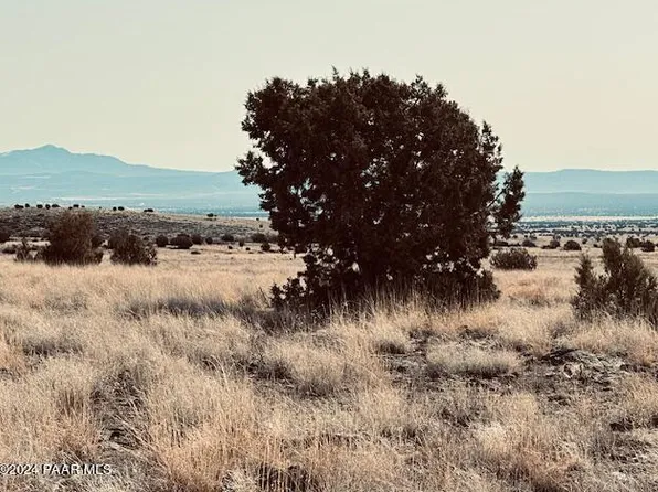 90B W Volcano Trl, Ash Fork, AZ 86320