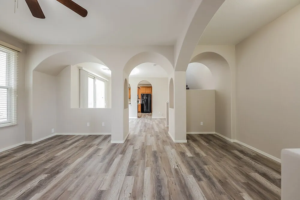 3 bed, 2.5 bath, 1609 sqft, $2,095 — Photo 4