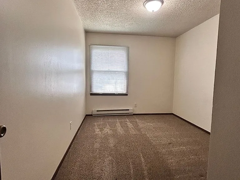 311 S Eaton Ave — Photo 9
