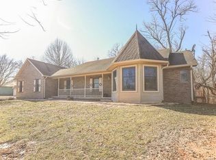 7511 Johnson Ln, Edwardsville, IL 62025