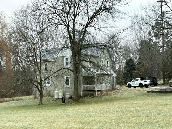 2nd image of 745 E Tolna Rd