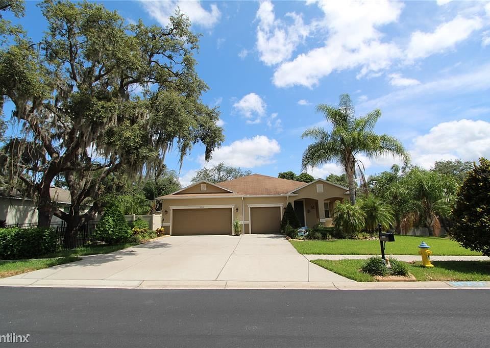 1st image of 10928R Pond Pine Dr