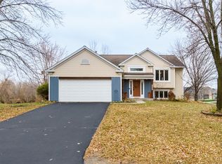 17343 Homestead Trl, Lakeville, MN 55044