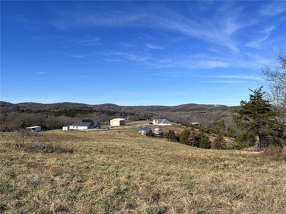 4th image of Whitetail Dr