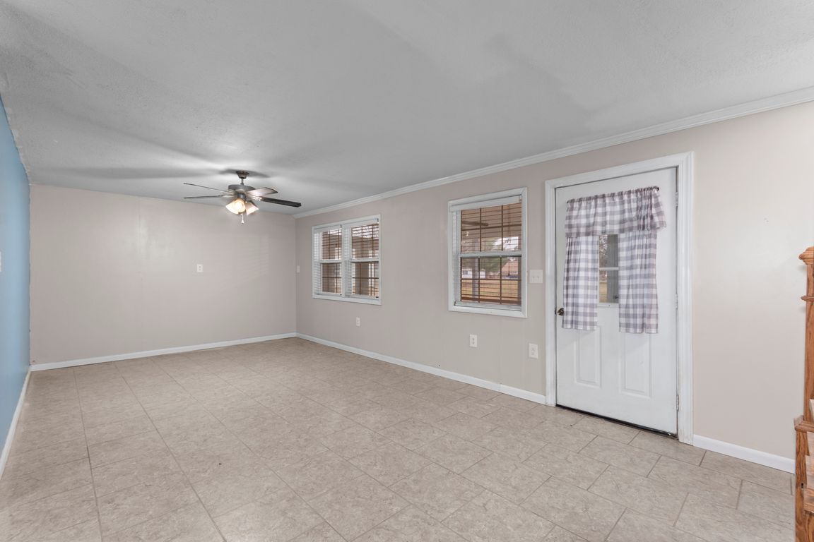 next background image