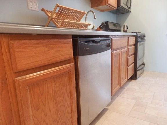 5th image of 12811 Newport Ave #3C