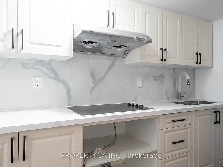 46 Shrewsbury Sq #LOWER — Photo 9