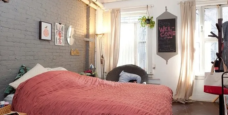 Rented by Metro Realty NY Inc | media 24