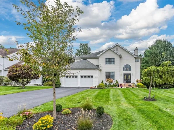 7 Bassett Court, Baldwin Place, NY 10505