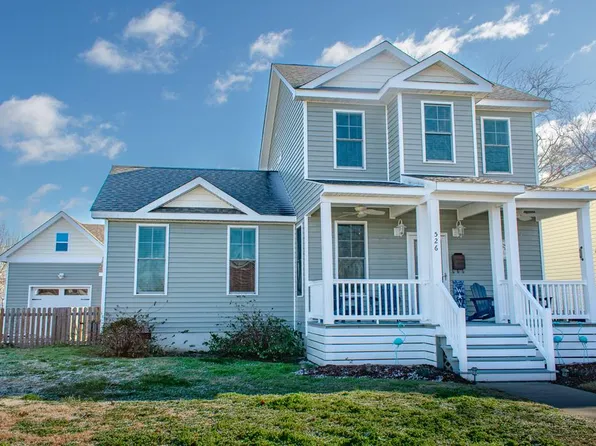 526 Strawberry St, Cape Charles, VA 23310
