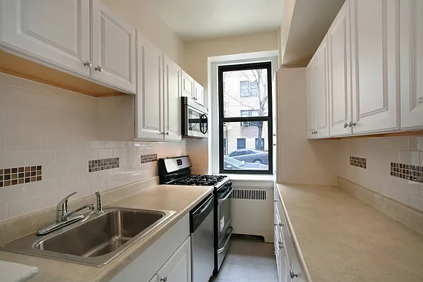 Sold by Corcoran | media 13