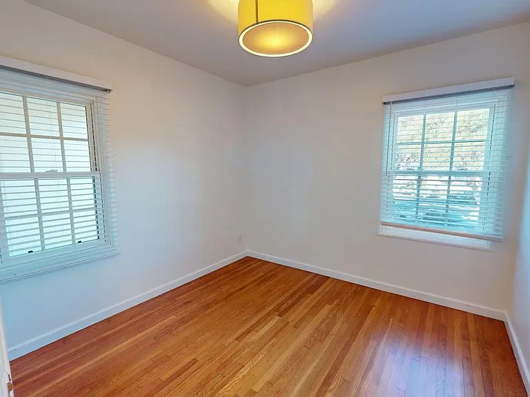 732-750 D Ave — Photo 9