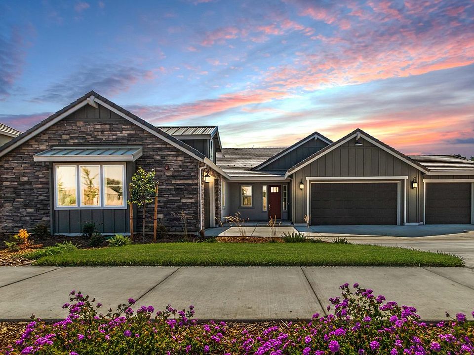 1st image of 3135 Silky Oak Dr