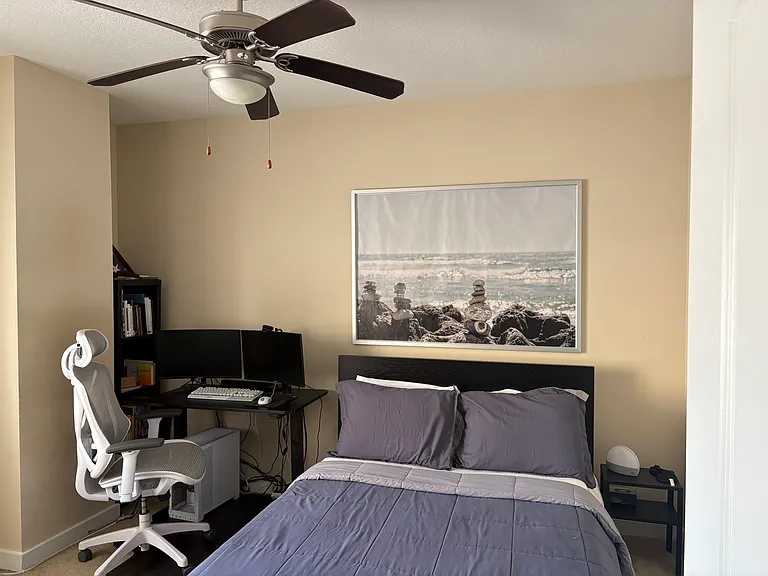 320 E Plaza Real #P402 — Photo 1