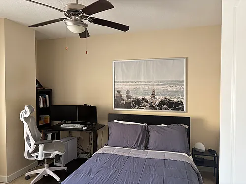 320 E Plaza Real #P402 Photo 1
