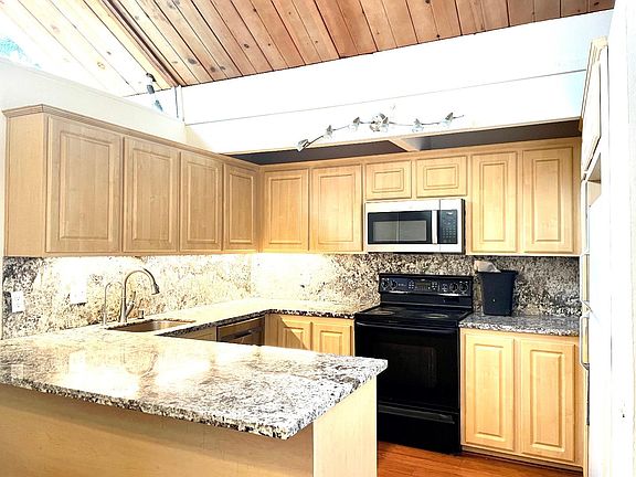 5th image of 720 Blair Ct APT I