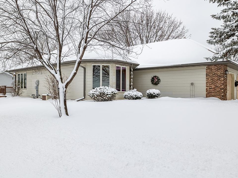 1st image of 1401 Brady St