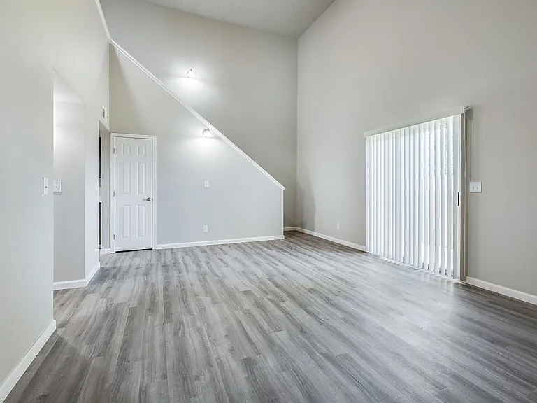 Cabernet Apartments & Duplexes — Photo 14